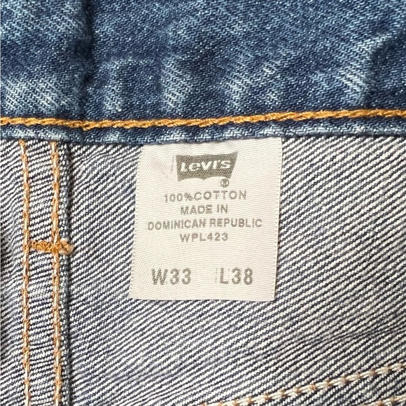 Vintage 501 Classic Straight Levi’s Jeans - Picture 3 of 6